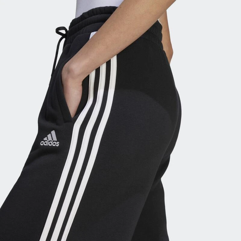 ADIDAS Essentials 3-Stripes French Terry Wide Broek 6 ADIDAS Essentials 3-Stripes French Terry Wide Broek - Afbeelding 4