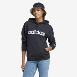 ADIDAS HOODIE VOOR FITNESS EN SOFT TRAINING DAMES ZWART