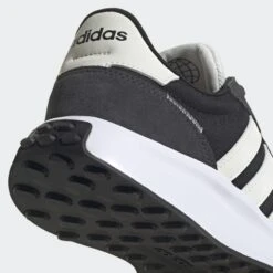 ADIDAS Run 70s Schoenen -Adidas Winkel run 70s schoenen 5